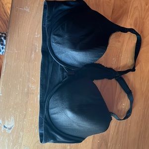 Vs front clasp bra